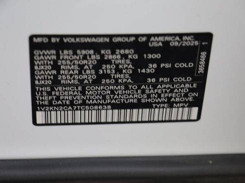 Used 2026 Volkswagen Atlas SE w/ Panoramic Sunroof Package AWD/4WD image 23