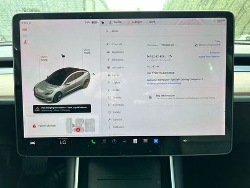 Used 2018 Tesla Model 3 Long Range image 11