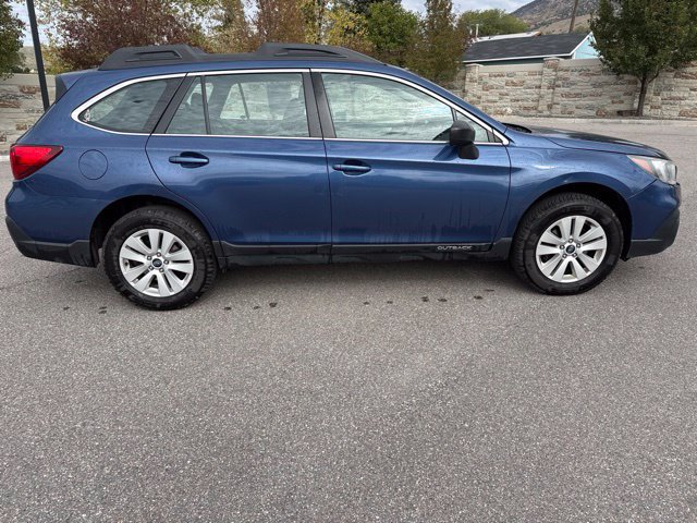 Used 2019 Subaru Outback 2.5i AWD/4WD image 10