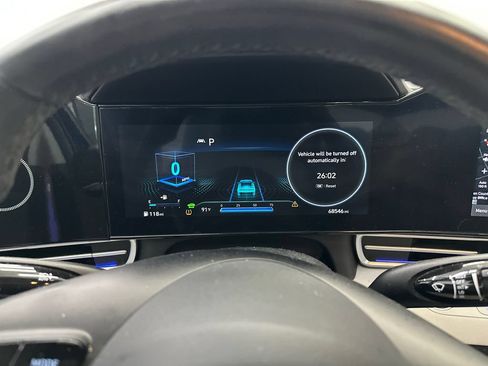 Used 2023 Hyundai Elantra Limited FWD image 28