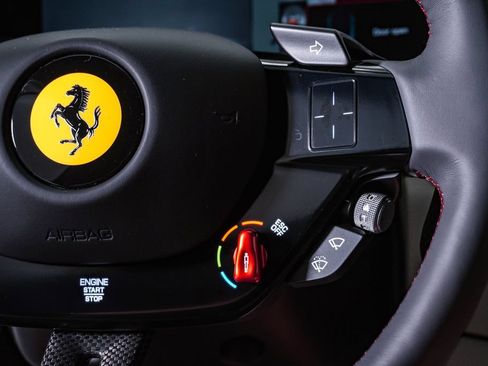 Used 2022 Ferrari Roma RWD image 24