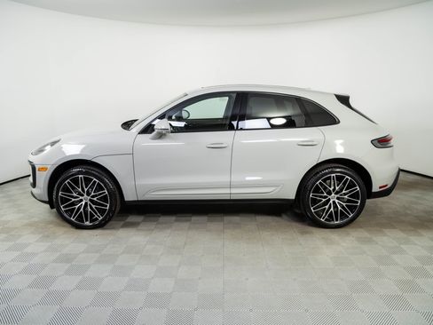New 2026 Porsche Macan AWD/4WD image 2