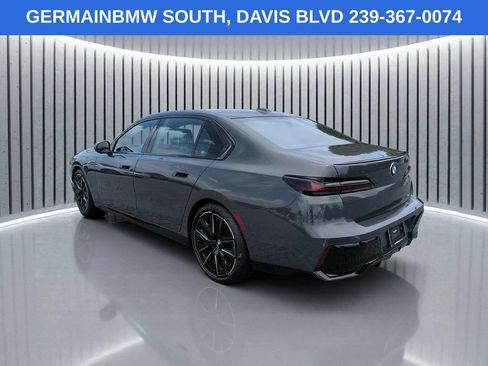 Used 2023 BMW 740i RWD image 7