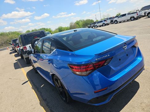 Used 2024 Nissan Sentra SR w/ SR Premium Package image 7