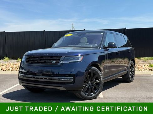 Used 2023 Land Rover Range Rover Long Wheelbase SE image 1