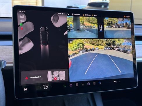 Used 2024 Tesla Model Y Performance AWD/4WD image 19