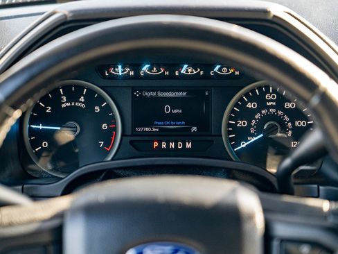 Used 2020 Ford F150 XLT w/ Equipment Group 302A Luxury AWD/4WD image 18