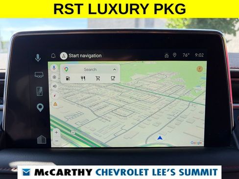 Used 2022 Chevrolet Suburban RST w/ Luxury Package AWD/4WD image 6