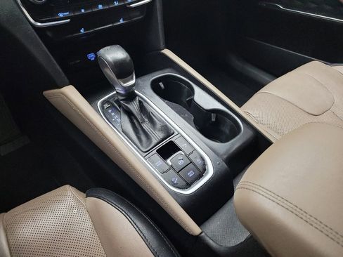 Used 2019 Hyundai Santa Fe Limited image 26
