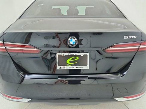 Used 2026 BMW 530i image 12