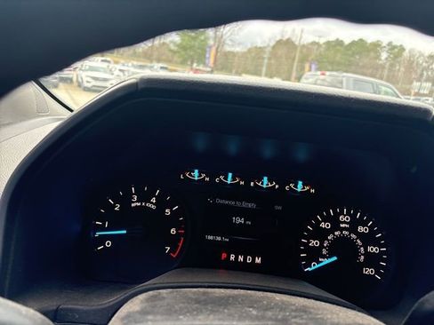 Used 2018 Ford F150 XL w/ Equipment Group 101A Mid image 27