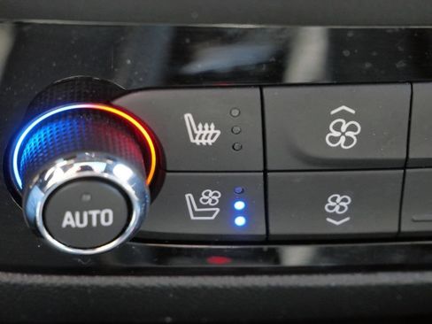 Used 2024 Buick Enclave Avenir w/ Avenir Technology Package AWD/4WD image 49