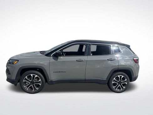 Used 2024 Jeep Compass Limited AWD/4WD image 2