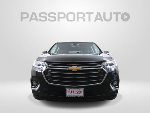 Used 2018 Chevrolet Traverse Premier image 2