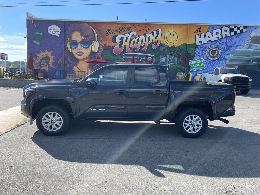 Certified 2025 Toyota Tacoma SR5 AWD/4WD image 2