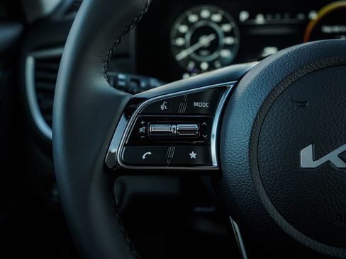 New 2026 Kia Seltos EX image 21