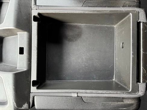 Used 2024 Chevrolet Silverado 1500 LT image 16