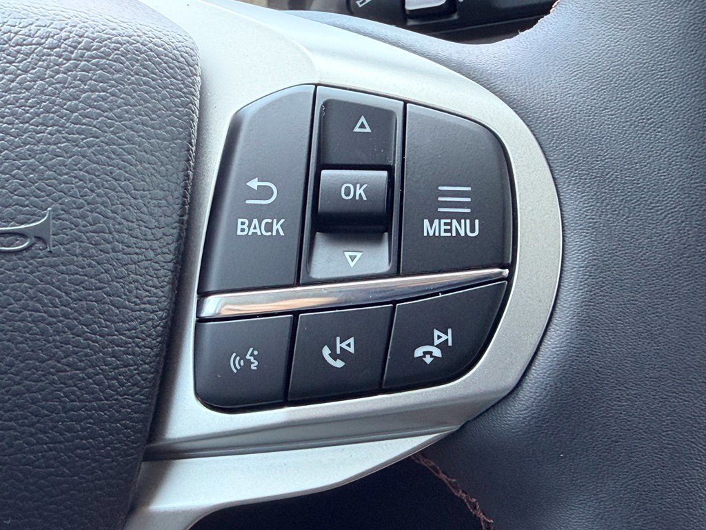 New 2026 Ford Explorer Active w/ Active Comfort Package RWD image 22