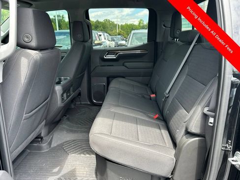 Used 2025 Chevrolet Silverado 1500 LT Trail Boss w/ Convenience Package II AWD/4WD image 15