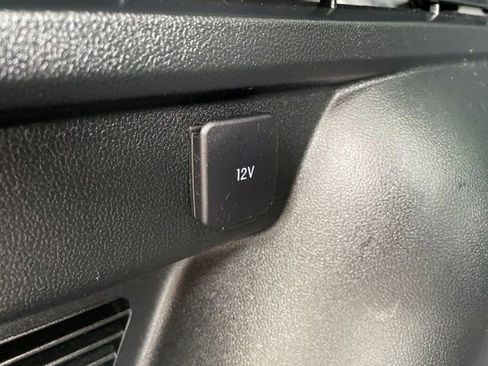 Used 2022 Ford Escape SE w/ SE Sport Appearance Package AWD/4WD image 18