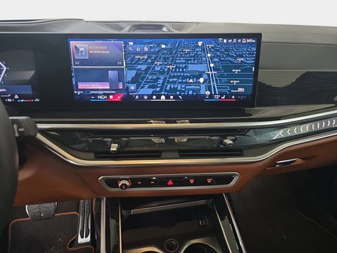Used 2026 BMW X7 xDrive40i w/ Executive Package image 23
