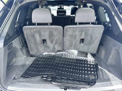 Used 2017 Audi Q7 3.0T Premium Plus w/ Premium Plus Package image 18