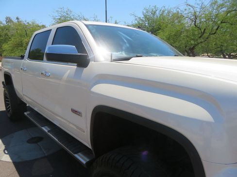 Used 2014 GMC Sierra 1500 SLE AWD/4WD image 9