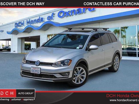 Used 2017 Volkswagen Golf Alltrack SE AWD/4WD image 1