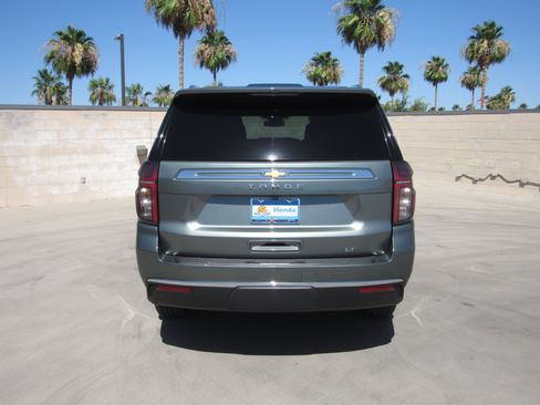 Used 2024 Chevrolet Tahoe LT RWD image 7
