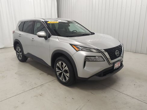 Used 2021 Nissan Rogue SV AWD/4WD image 4