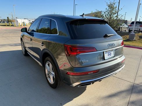 Used 2025 Audi Q5 e Prestige w/ Prestige Package image 7