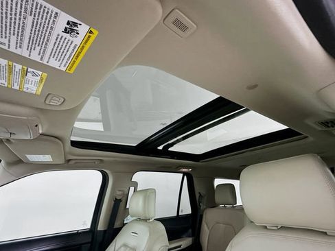 Used 2020 Ford Expedition Platinum image 23