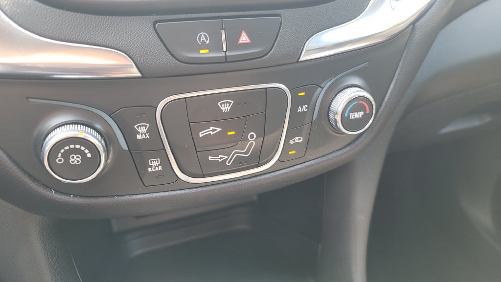 Used 2022 Chevrolet Equinox LT FWD image 22
