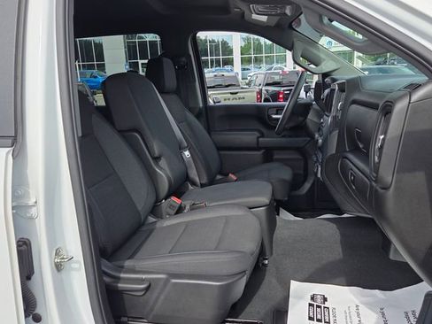 Used 2025 Chevrolet Silverado 2500 Custom w/ Custom Value Package AWD/4WD image 15