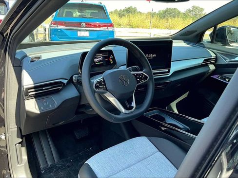 New 2025 Volkswagen ID.4 Pro image 8