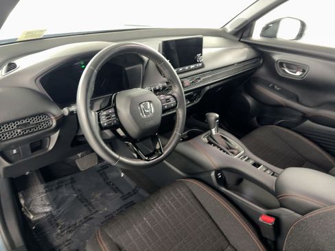 Used 2024 Honda HR-V Sport image 4