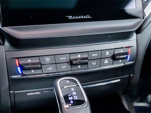 Used 2022 Maserati Ghibli Modena image 51