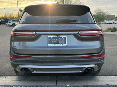 Used 2021 Lincoln Corsair Standard w/ Equipment Group 101A image 4