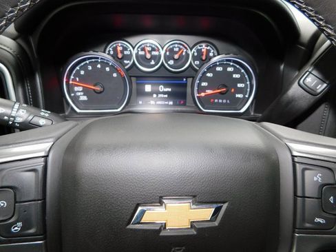 Used 2021 Chevrolet Silverado 1500 LTZ image 34