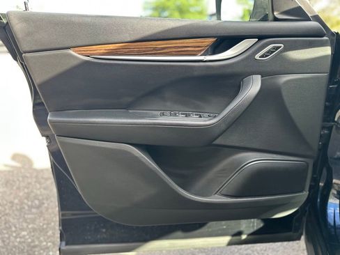 Used 2022 Maserati Levante GT image 34