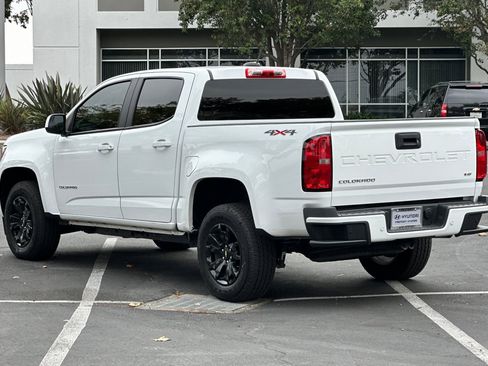 Used 2022 Chevrolet Colorado LT w/ Safety Package image 6