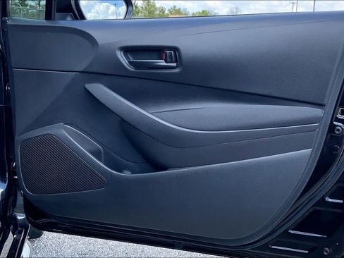 Certified 2025 Toyota Corolla LE image 22