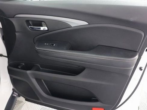 Used 2023 Honda Ridgeline RTL image 28