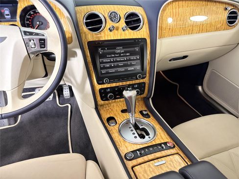 Used 2013 Bentley Flying Spur Flying Spur AWD/4WD image 28