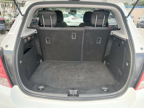 Used 2020 Chevrolet Trax LS w/ Tint and Cruise Package FWD image 16