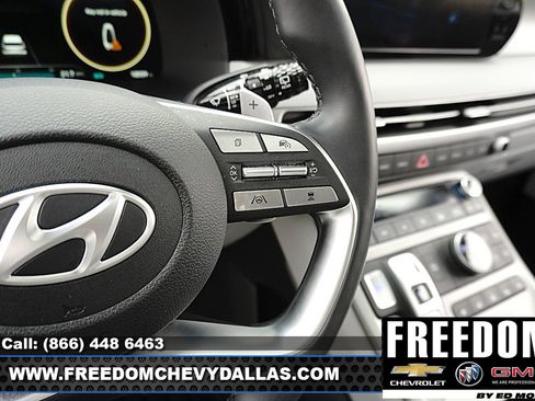Used 2025 Hyundai Palisade SEL AWD/4WD image 24