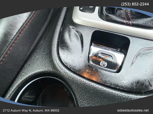 Used 2016 Jeep Cherokee Trailhawk w/ Leather Interior Group image 19