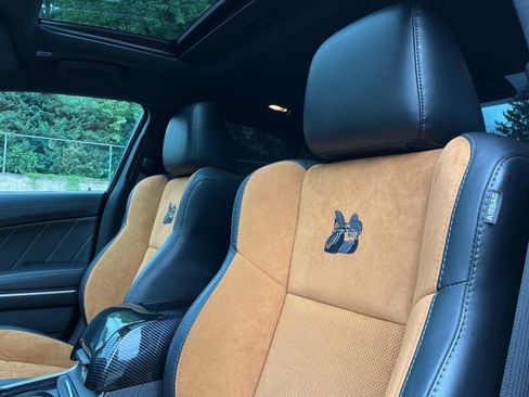 Used 2022 Dodge Charger Scat Pack RWD image 11