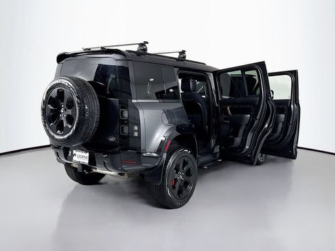 Used 2022 Land Rover Defender 110 X AWD/4WD image 27
