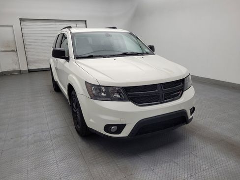 Used 2019 Dodge Journey SE w/ Premium Group FWD image 14